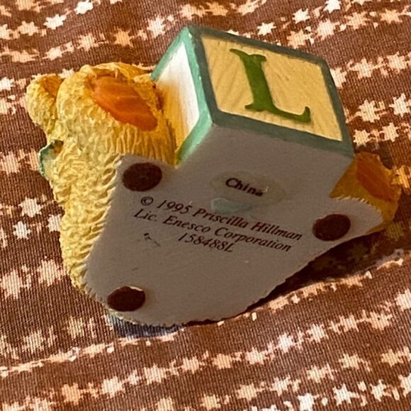 Vintage 1995 Priscilla Hillman L Alphabet Bear Cherished Teddies - Picture 4 of 5